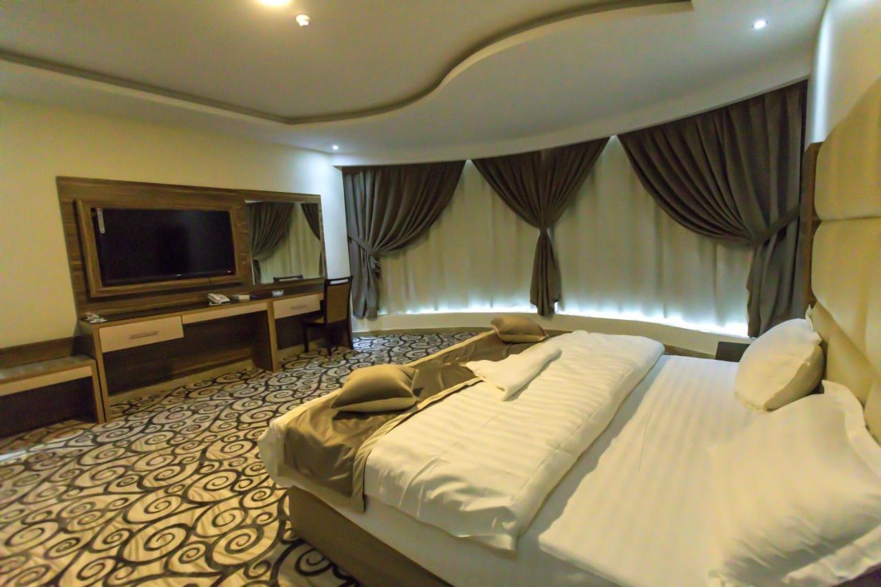 منازل الماسة للشقق المخدومـة Ha'il Exterior photo